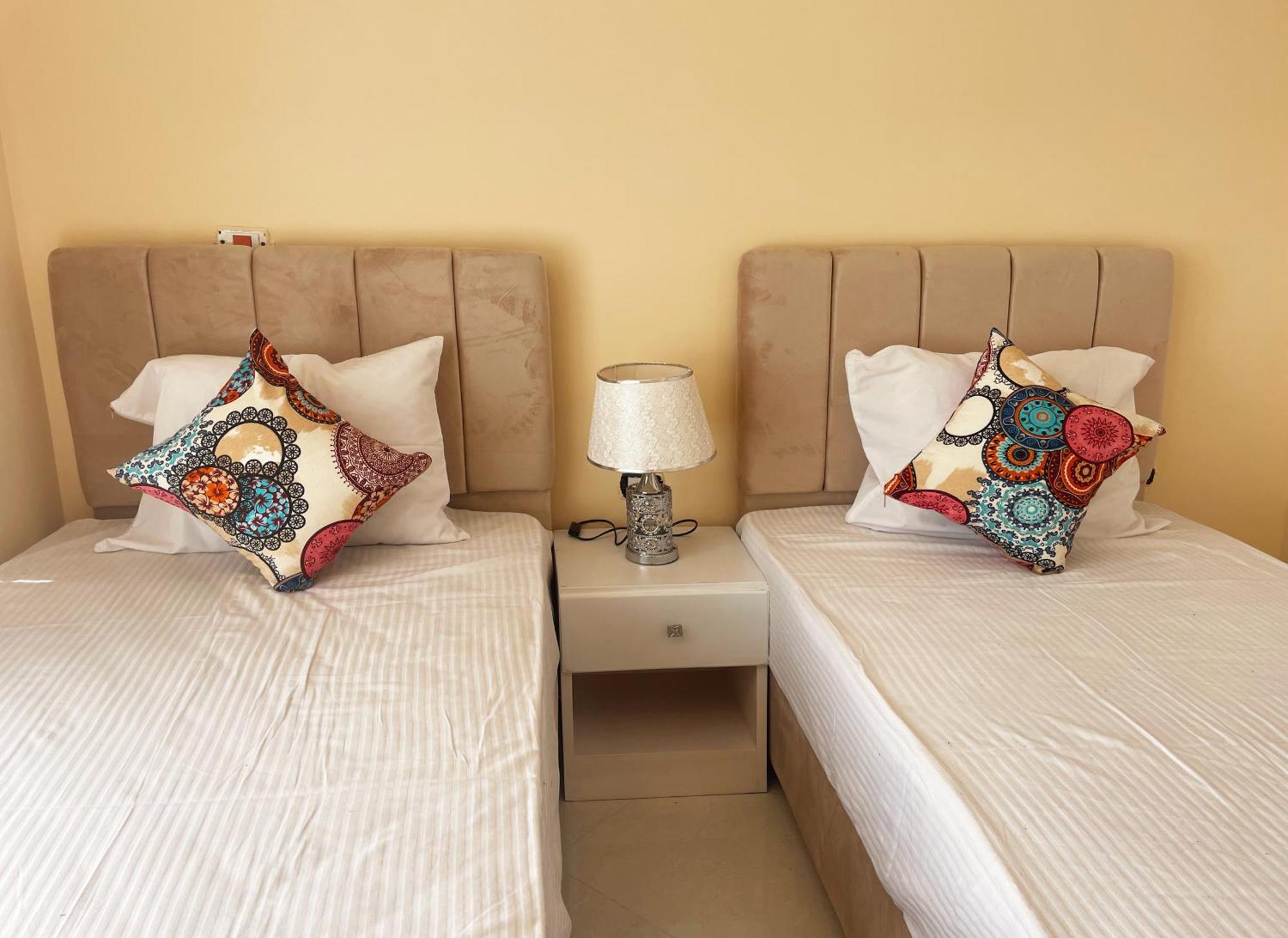 Karima House Hotel Luxor Kültér fotó